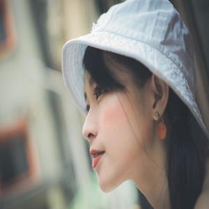 訾幻灵